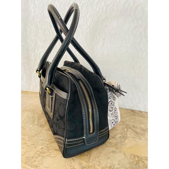 Coach Hampton black canvas leather shoulder bag Carryall 10532 - Picture 4 of 10